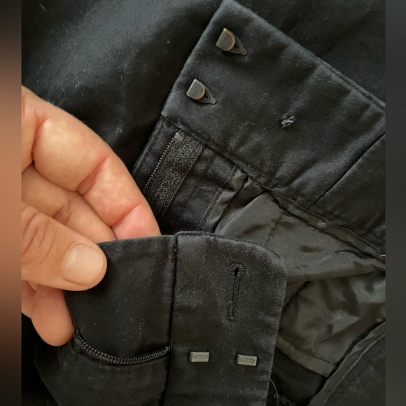 Express black and white shorts - Picture 3 of 4